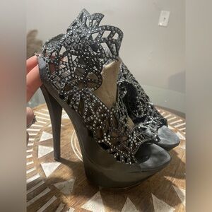 2 Lips top Elegant Black Studded Women's platform Heels jewels size 8 shoe